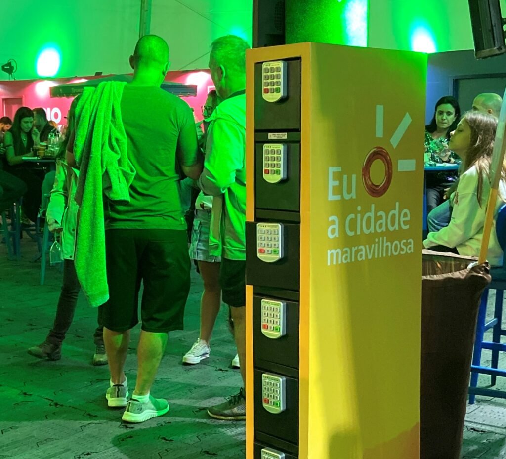 Locação de Totem carregador no Rio de Janeiro