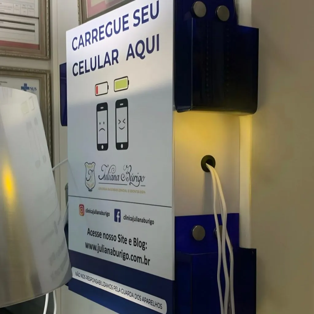 Totem de Parede Personalizado