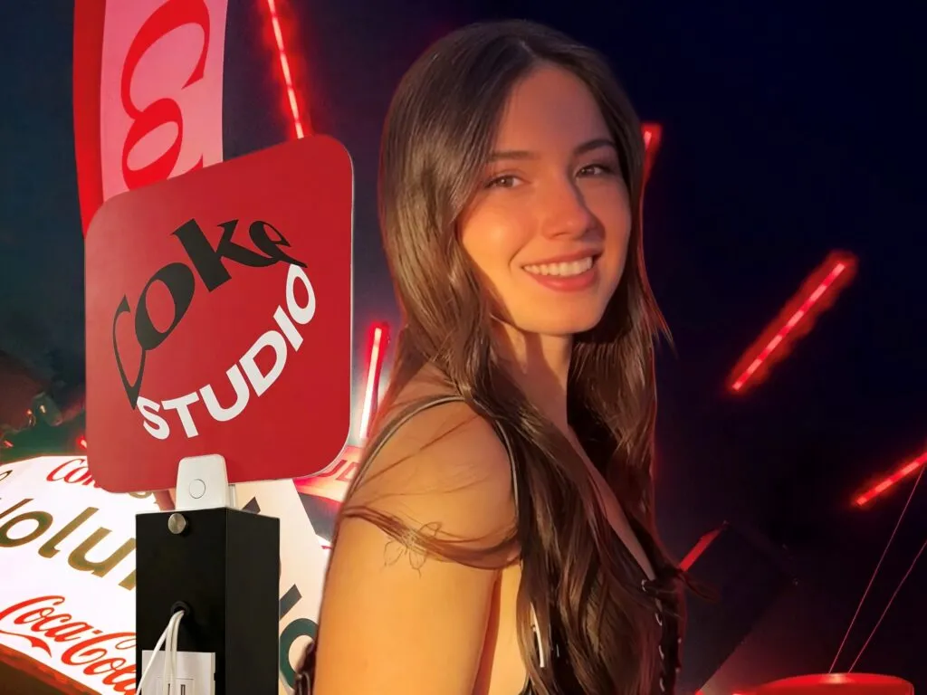 Torre carregadora personalizada pelo Coke Studio da Coca-Cola no Rock in Rio